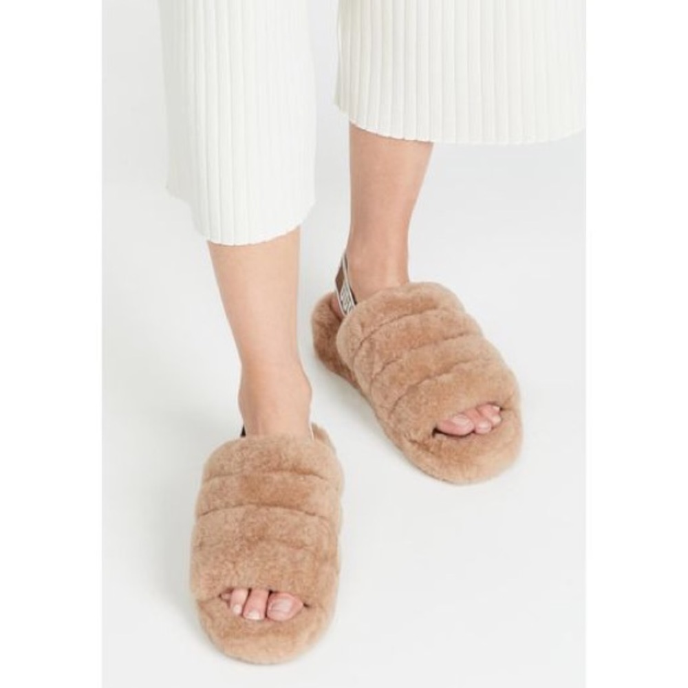 UGG Fluff Yeah slippers